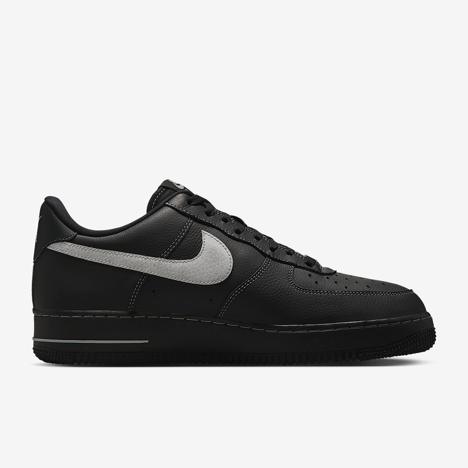 Nike Authentic AIR FORCE 1 07  - Men'S Shoes Nike Air Force 评论和价格