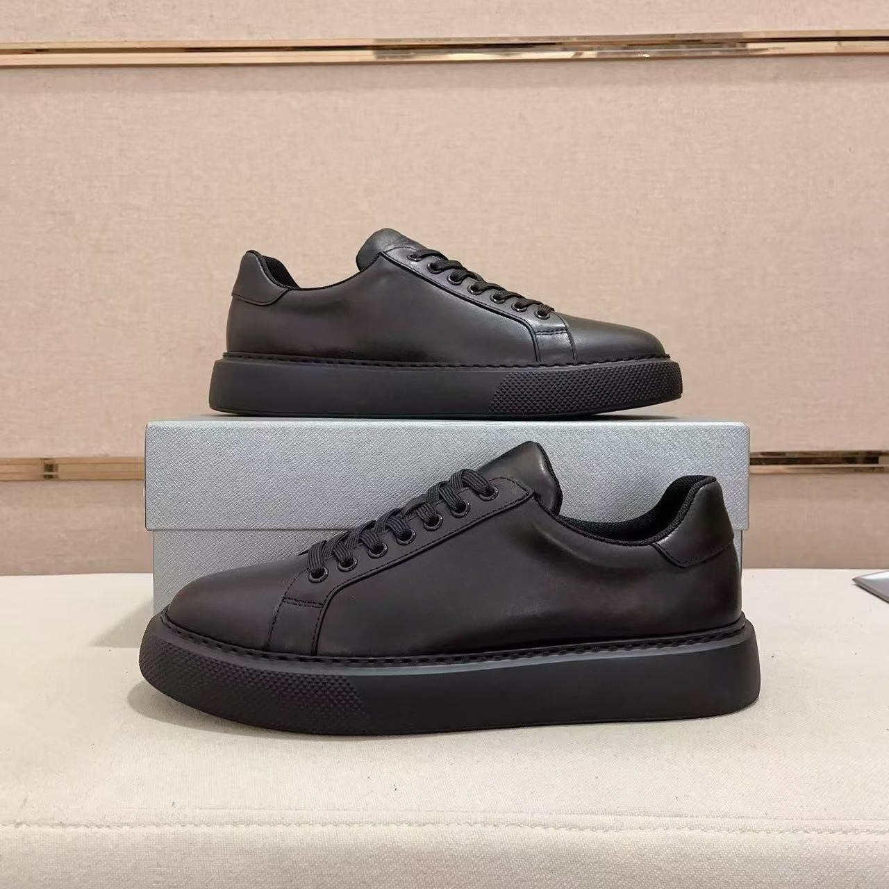 Luxury Genuine Leather Sneaker - Men'S Shoes To Increase Height 评论和价格